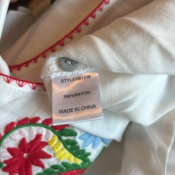 Jodifl embroidered boho hippie top. Small - Picture 7 of 8